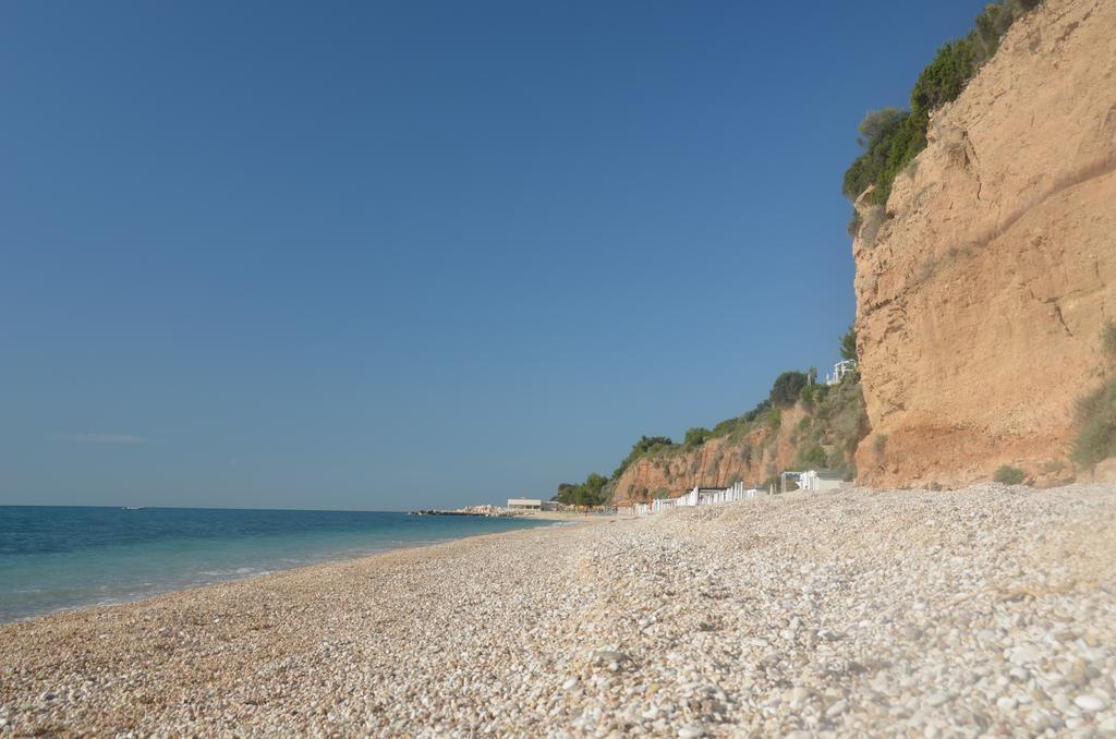 Leonardo Casa Vacanze Villa Mattinata Exterior foto