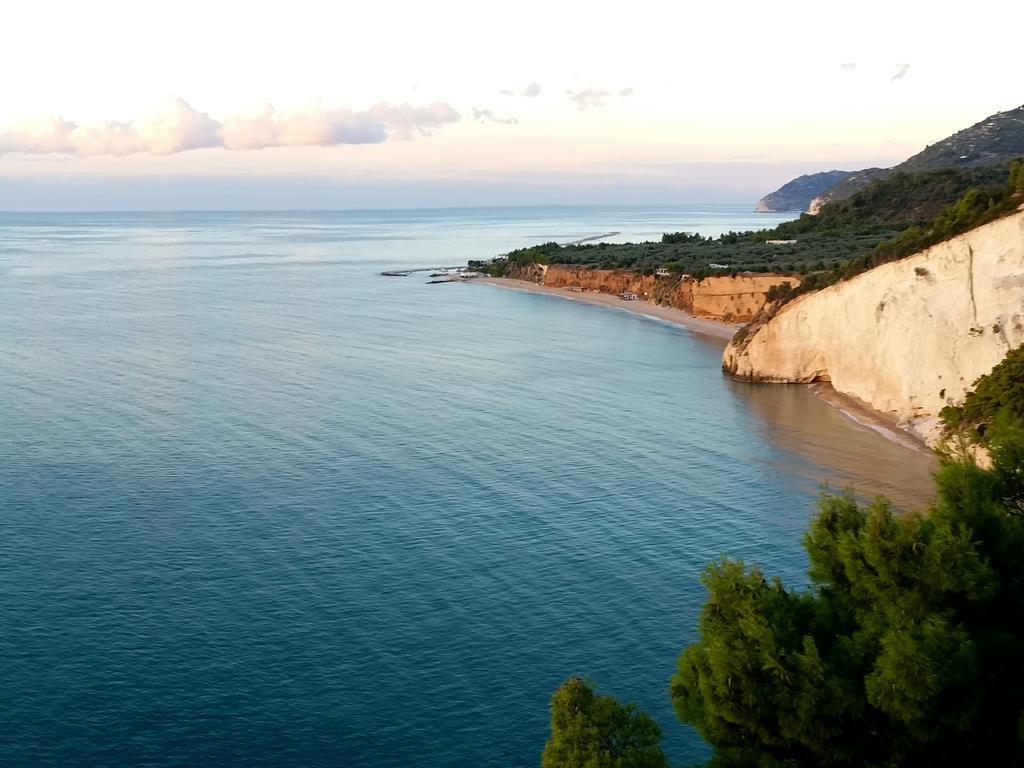 Leonardo Casa Vacanze Villa Mattinata Exterior foto